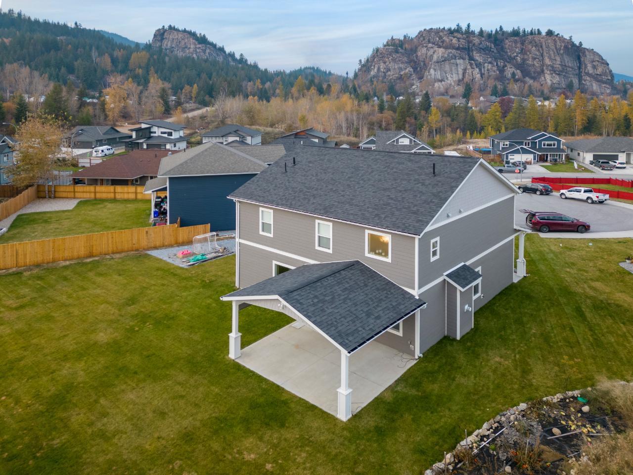 3912 Grandview Drive, Castlegar, British Columbia  V1N 4X9 - Photo 40 - 2473945