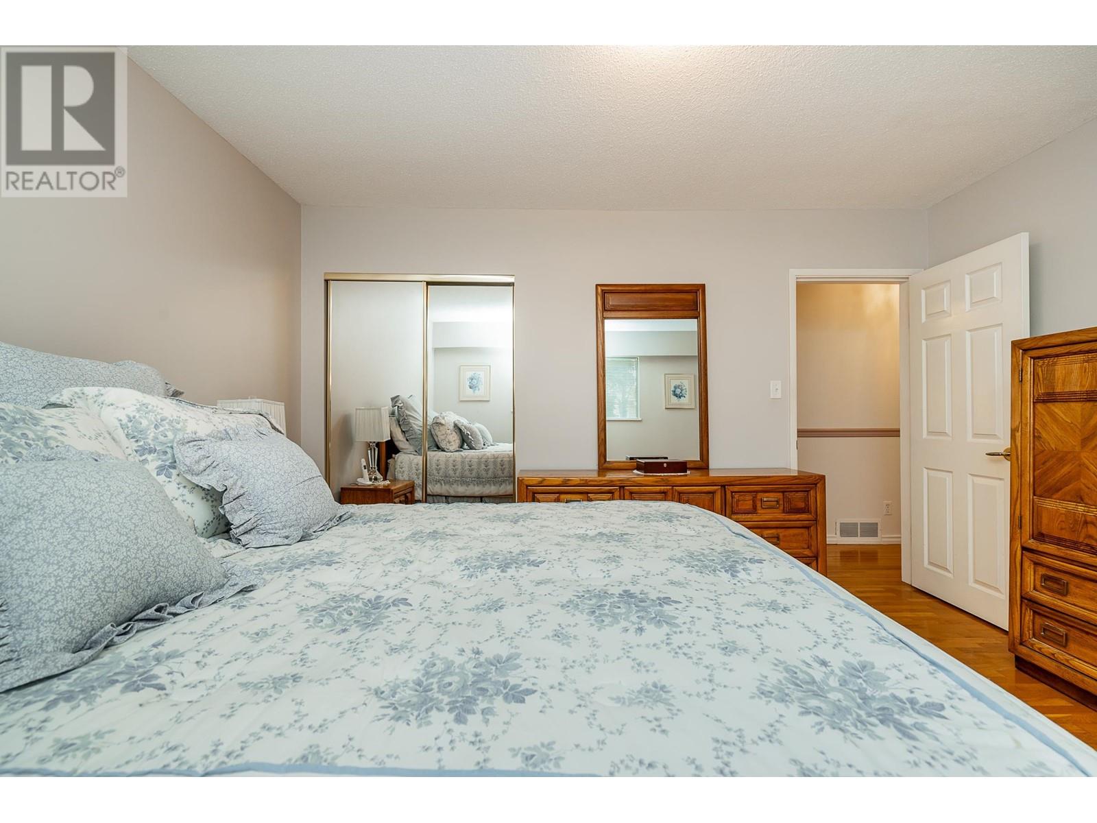201 Clearview Drive, Port Moody, British Columbia  V3H 2S7 - Photo 14 - R2829616