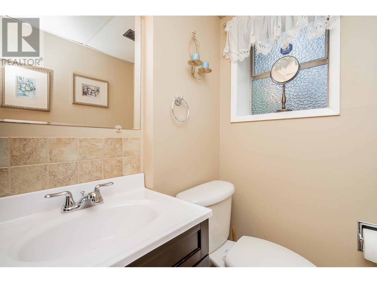 201 Clearview Drive, Port Moody, British Columbia  V3H 2S7 - Photo 24 - R2829616