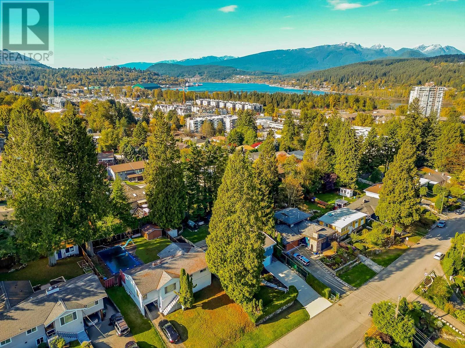201 Clearview Drive, Port Moody, British Columbia  V3H 2S7 - Photo 36 - R2829616