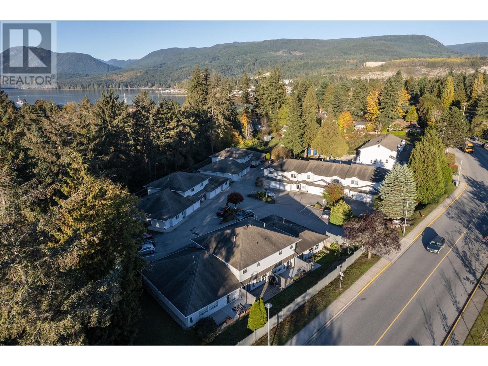10 5706 Ebbtide Street, Sechelt, British Columbia  V7Z 0J4 - Photo 30 - R2829598