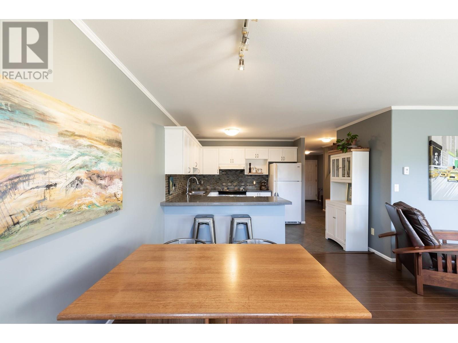 10 5706 Ebbtide Street, Sechelt, British Columbia  V7Z 0J4 - Photo 10 - R2829598