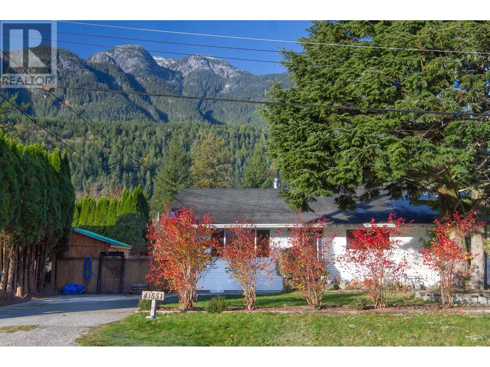41551 Brennan Road, Squamish, British Columbia  V0N 1H0 - Photo 15 - R2829162