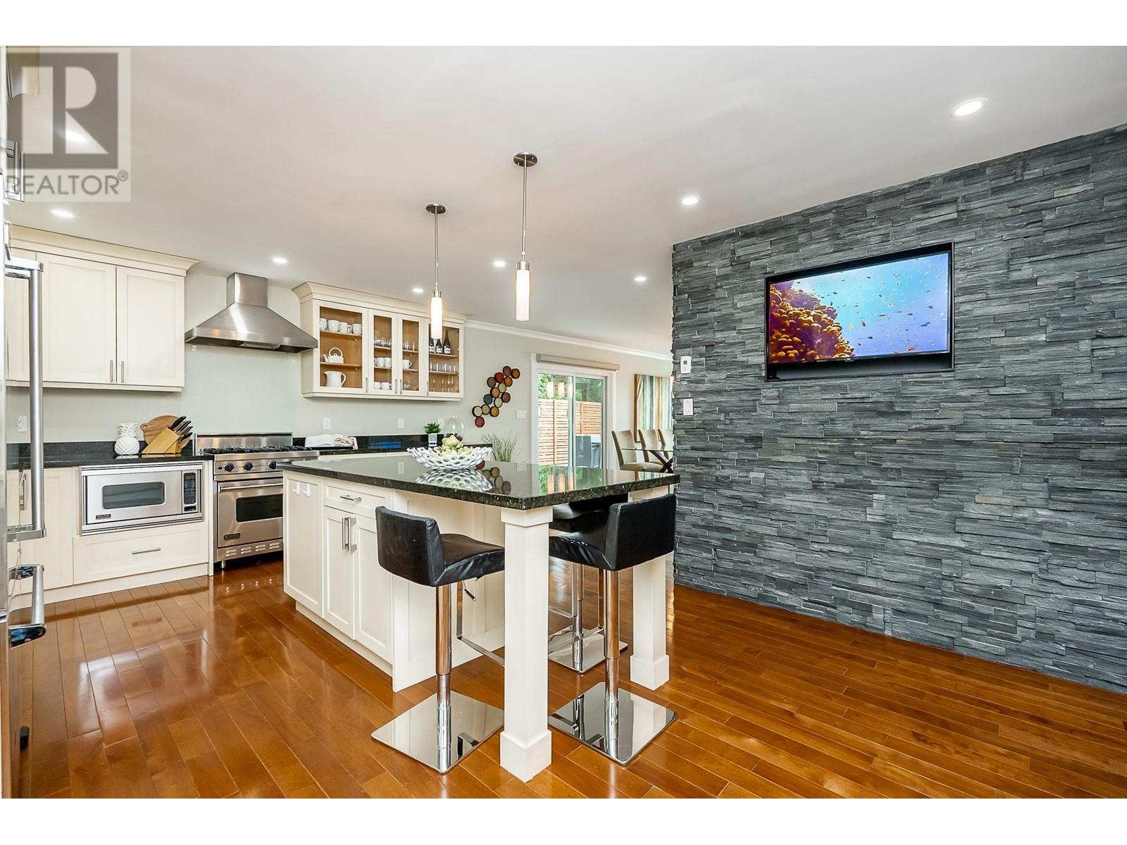 6091 Eagleridge Drive, West Vancouver, British Columbia  V7W 1W7 - Photo 13 - R2811802