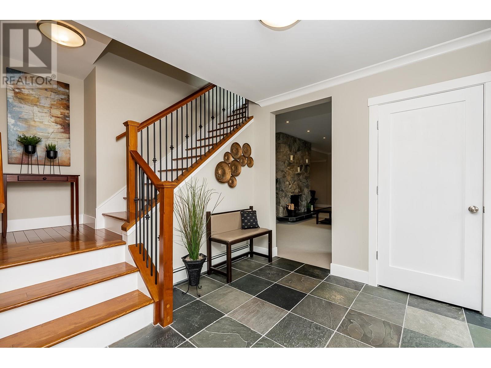 6091 Eagleridge Drive, West Vancouver, British Columbia  V7W 1W7 - Photo 5 - R2811802