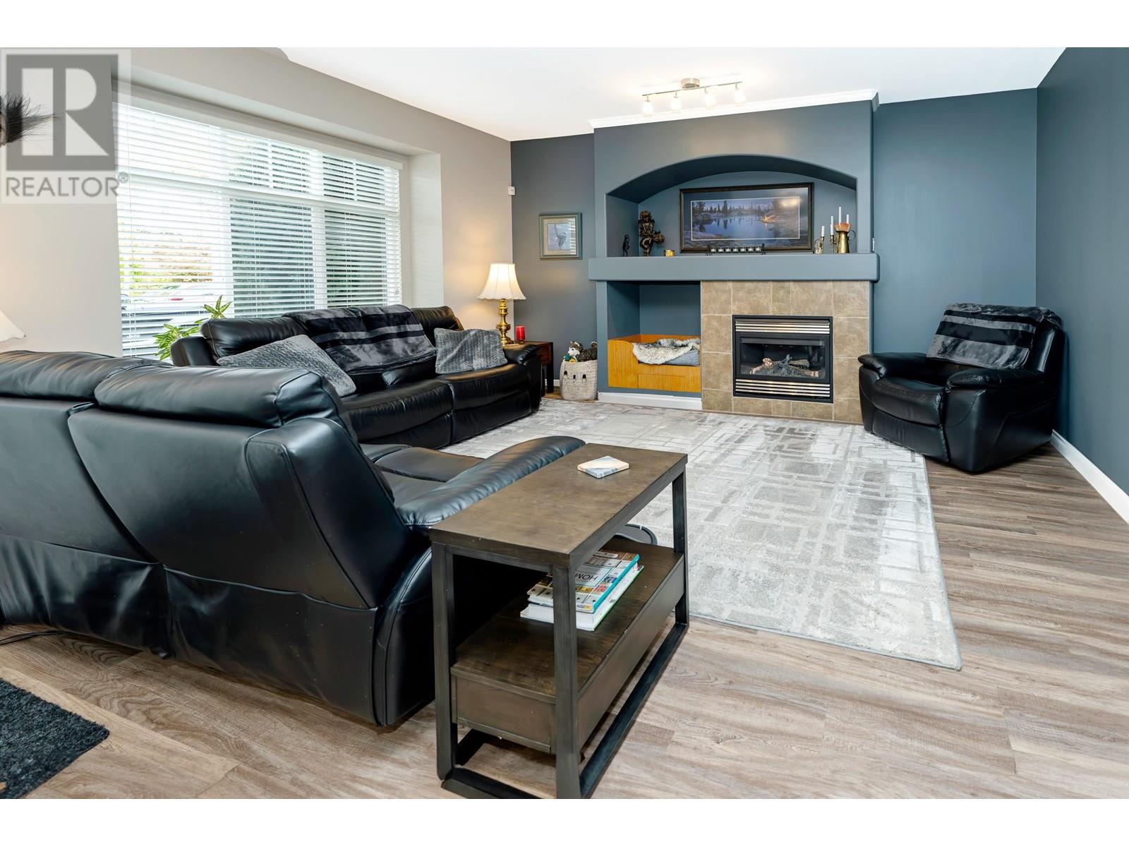 24374 102b Avenue, Maple Ridge, British Columbia  V2W 2E7 - Photo 8 - R2830062
