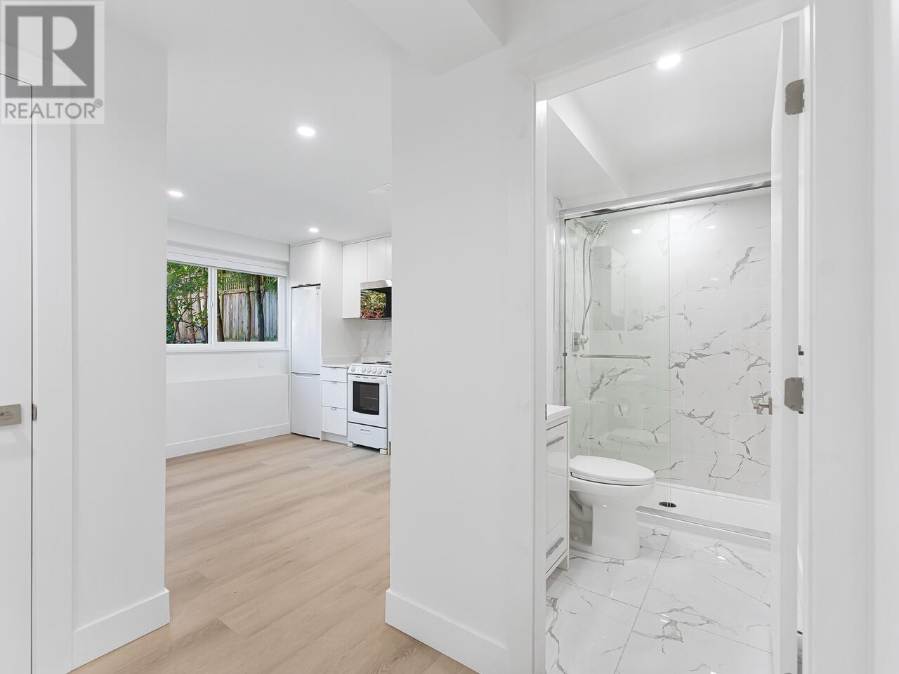 625 W 15 Street, North Vancouver, British Columbia  V7R 1T1 - Photo 36 - R2825795