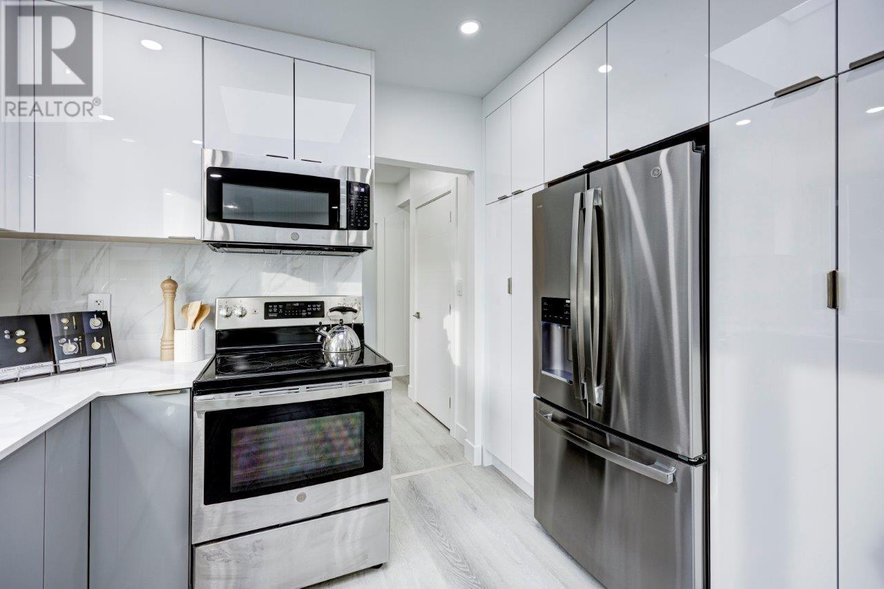 625 W 15 Street, North Vancouver, British Columbia  V7R 1T1 - Photo 14 - R2825795