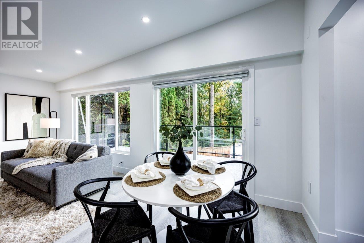 625 W 15 Street, North Vancouver, British Columbia  V7R 1T1 - Photo 9 - R2825795
