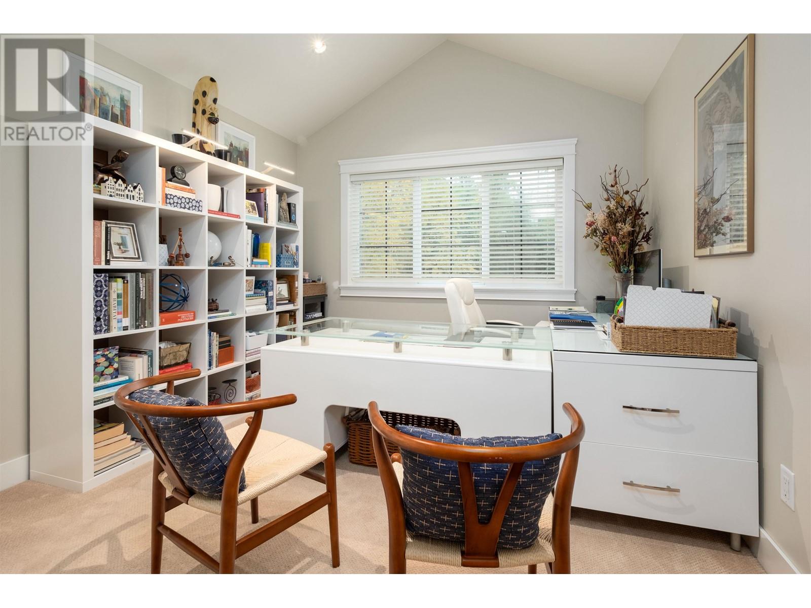 3462 Gislason Avenue, Coquitlam, British Columbia  V3B 3H7 - Photo 14 - R2826076