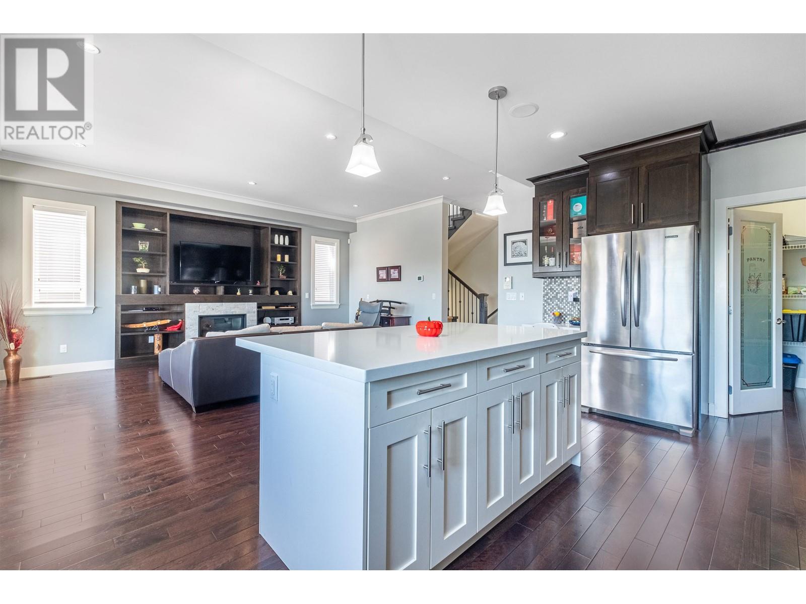 3430 Gislason Avenue, Coquitlam, British Columbia  V3B 3H7 - Photo 8 - R2797969