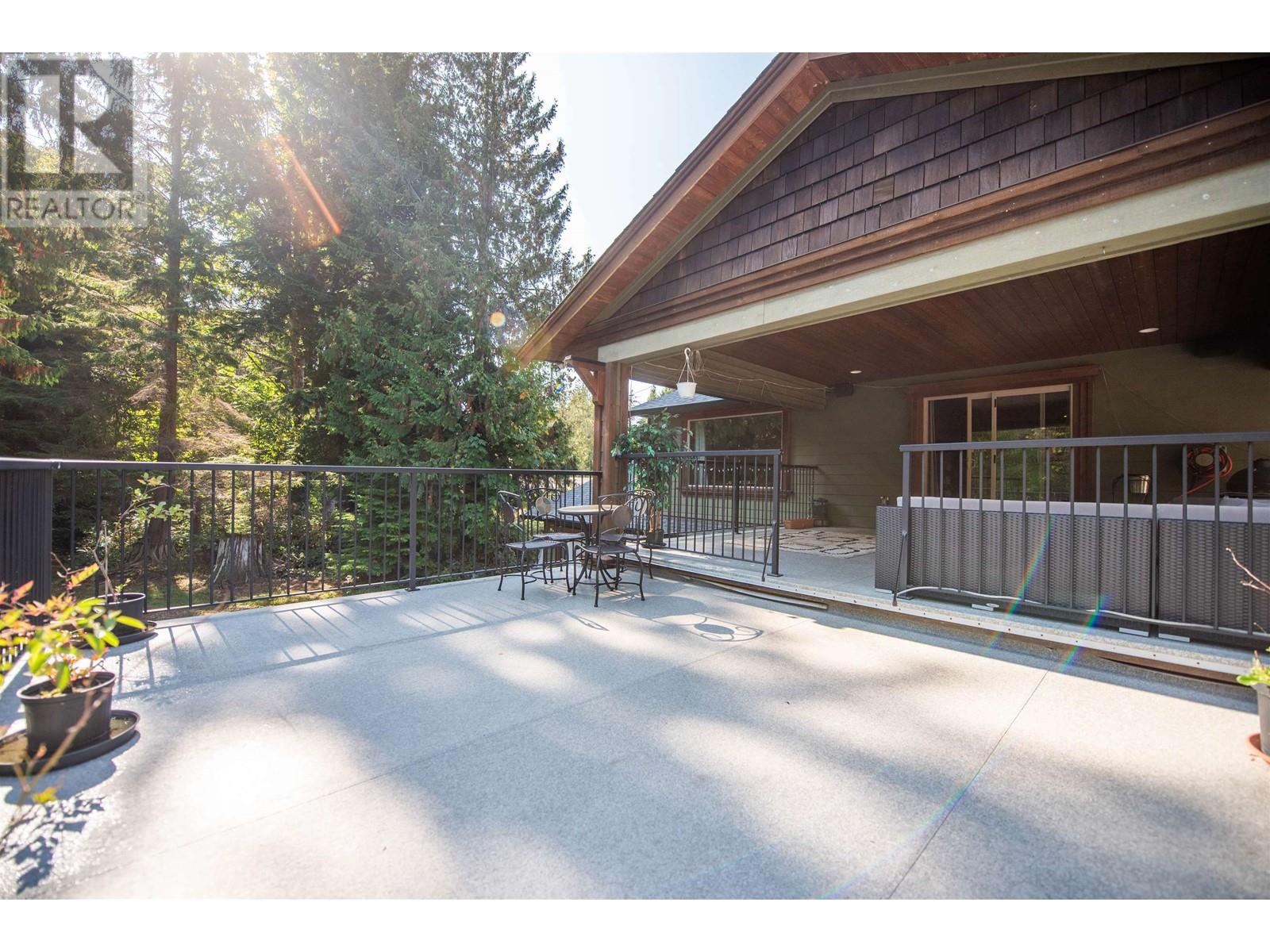 4458 Hazelnut Lane, Sechelt, British Columbia  V7Z 0B1 - Photo 24 - R2821387
