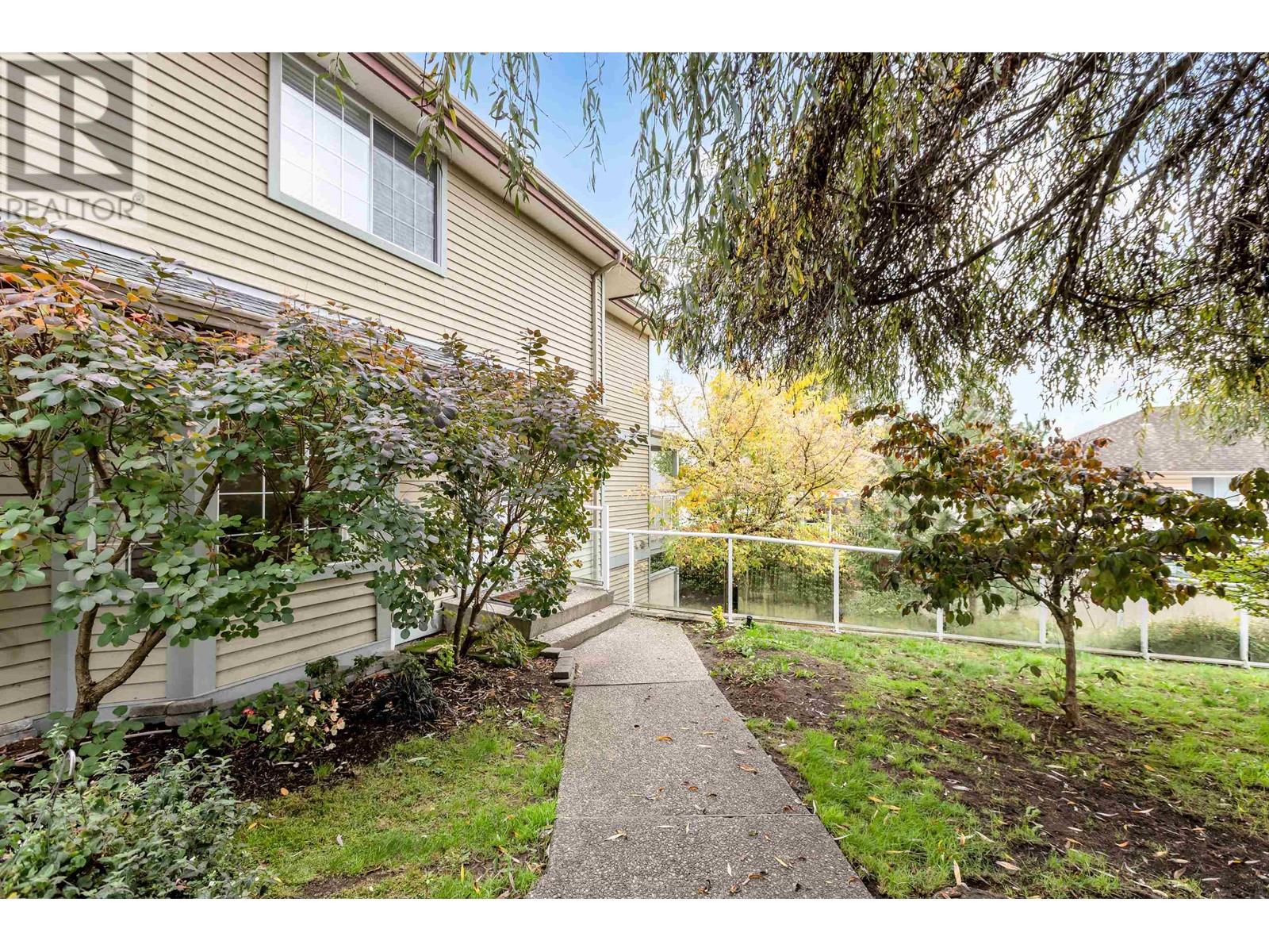 33 11502 Burnett Street, Maple Ridge, British Columbia  V2X 0Y2 - Photo 3 - R2827448