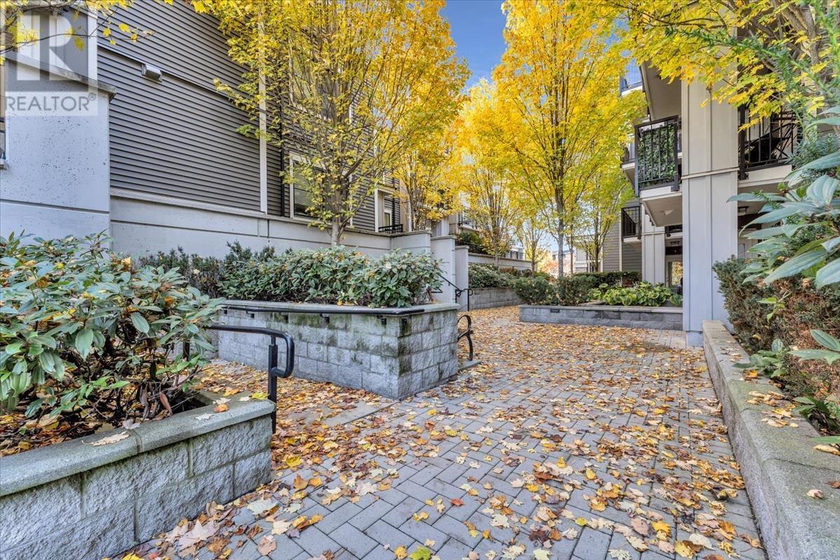 408 202 Lebleu Street, Coquitlam, British Columbia  V3K 4L6 - Photo 3 - R2828955