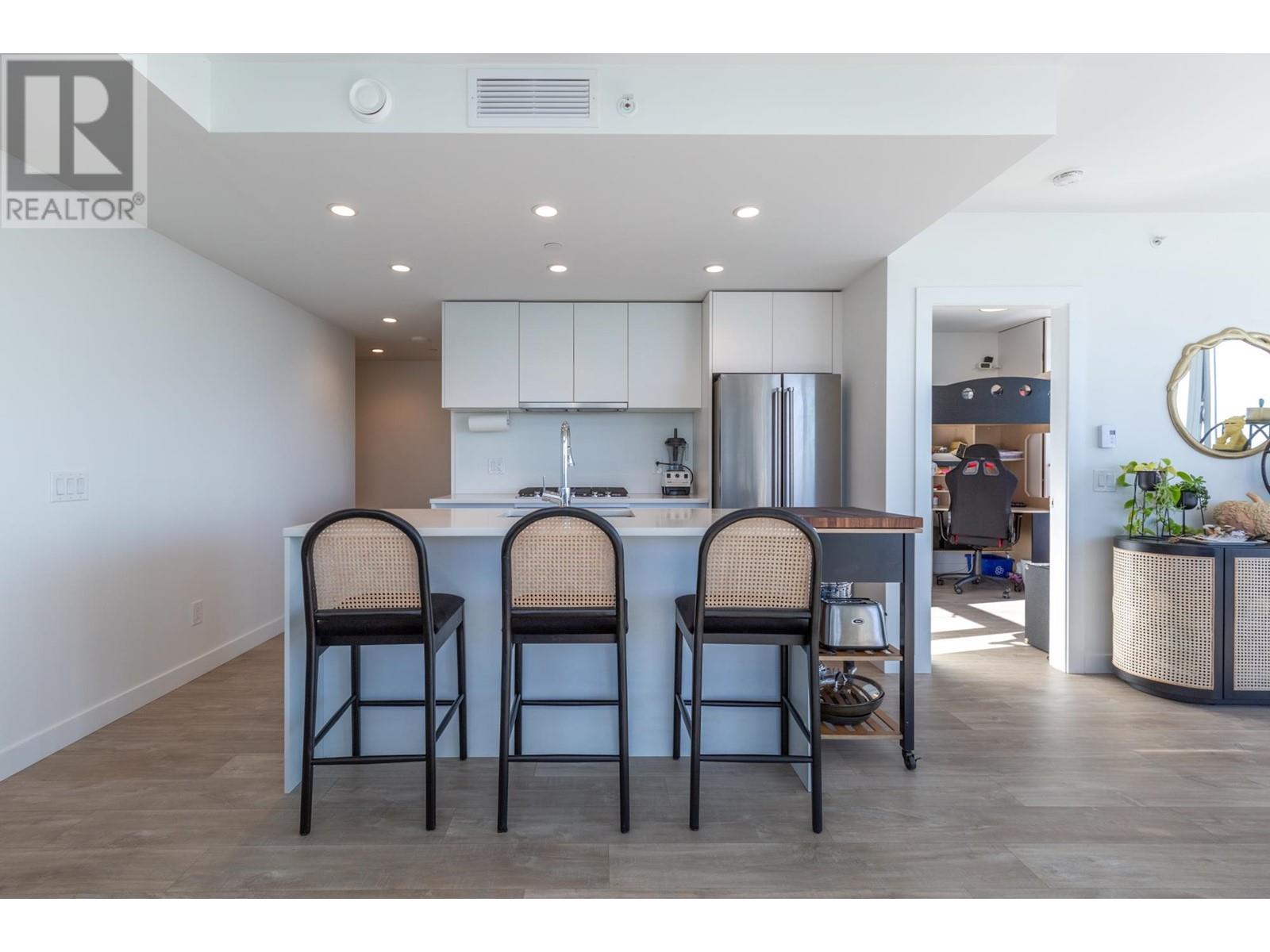 2807 657 Whiting Way, Coquitlam, British Columbia  V3J 0J6 - Photo 4 - R2830081