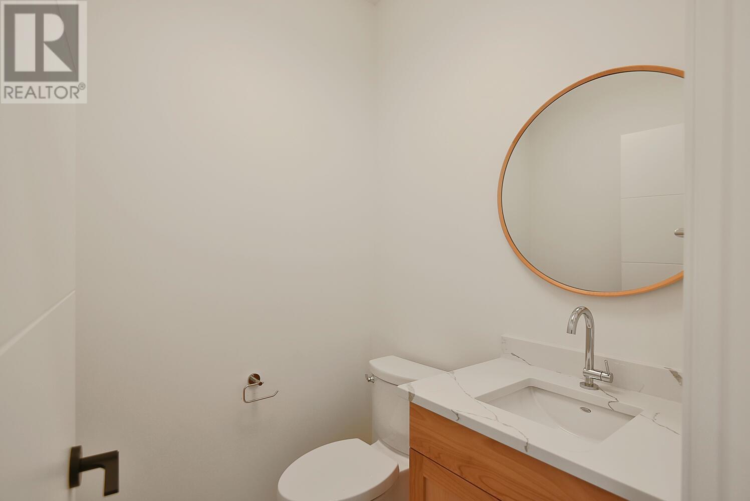 6034 Silverstone Lane, Sechelt, British Columbia  V7Z 0T8 - Photo 28 - R2805778