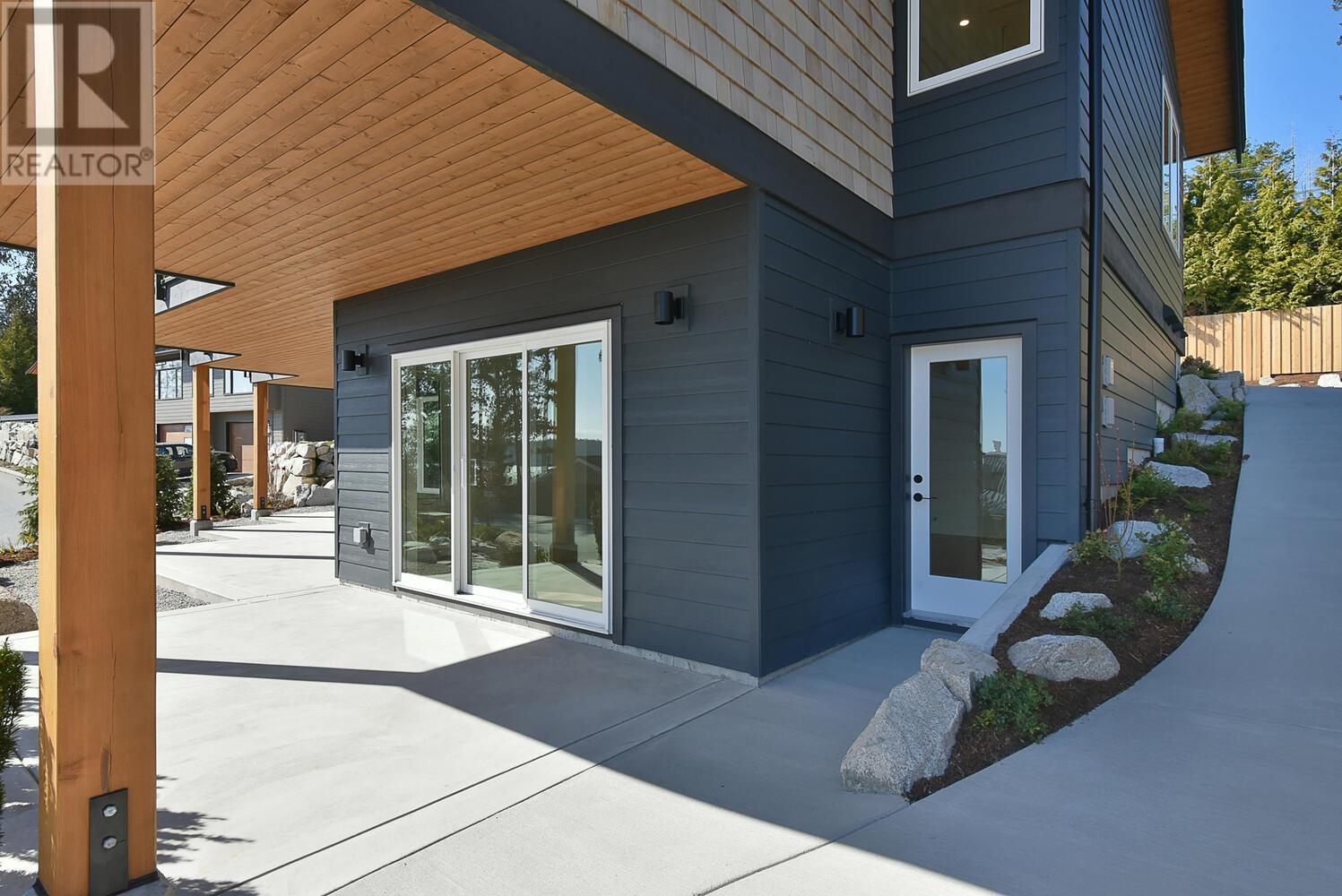 6034 Silverstone Lane, Sechelt, British Columbia  V7Z 0T8 - Photo 32 - R2805778