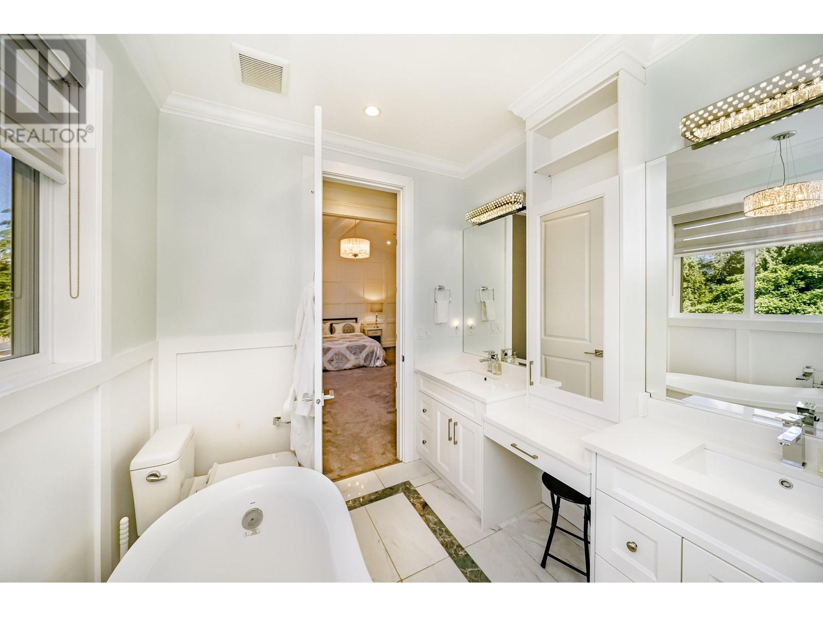 2106 St George Street, Port Moody, British Columbia  V3H 2E9 - Photo 28 - R2830331
