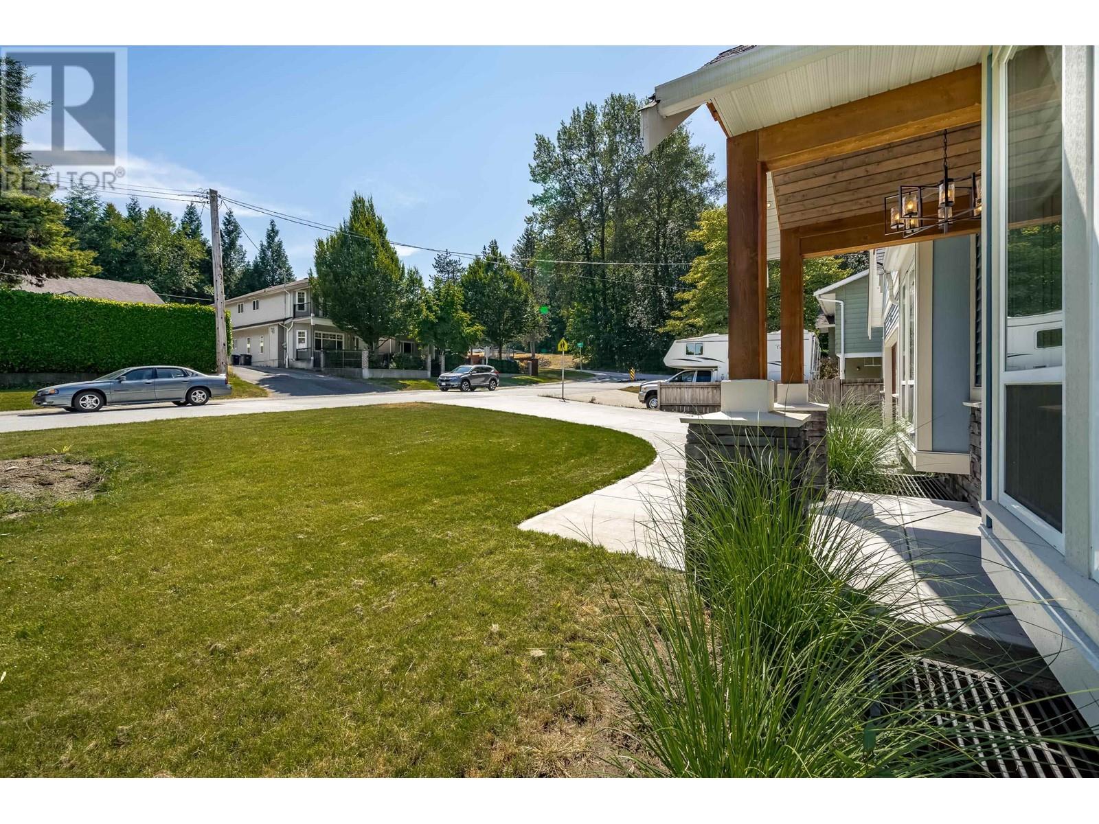 2106 St George Street, Port Moody, British Columbia  V3H 2E9 - Photo 35 - R2830331