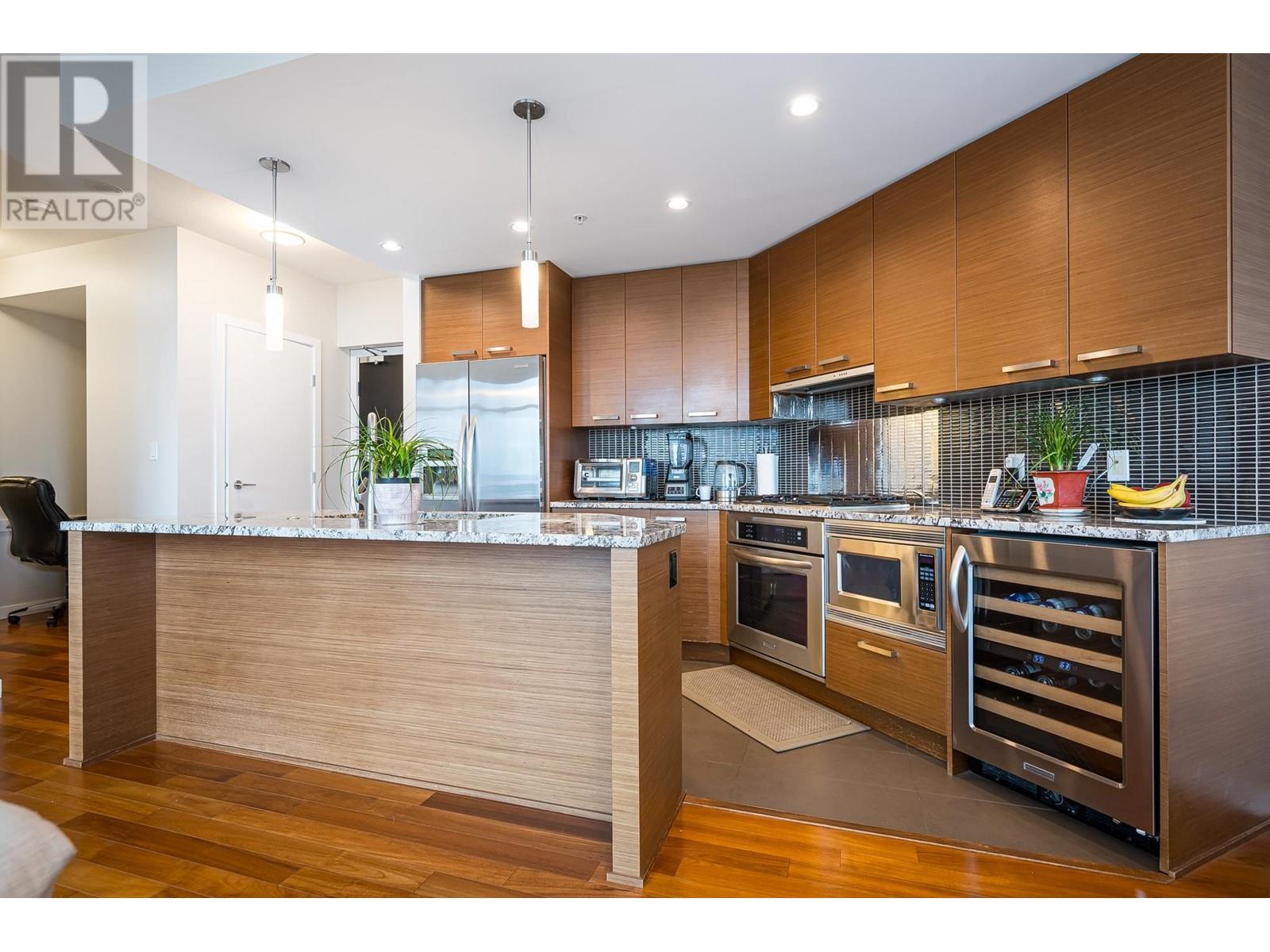 1505 6188 Wilson Avenue, Burnaby, British Columbia  V5H 0A5 - Photo 5 - R2826296