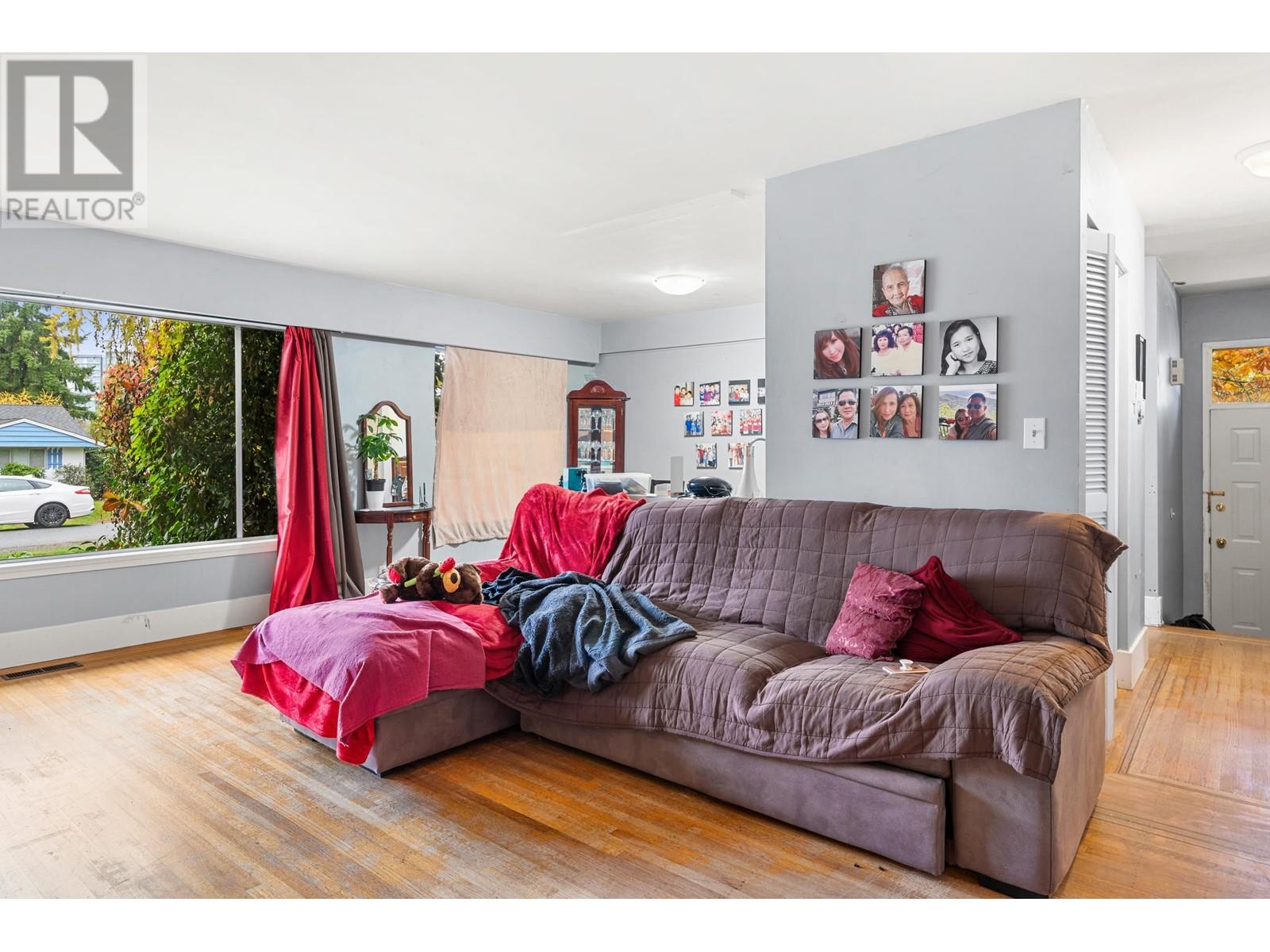 8420 Browngate Road, Richmond, British Columbia  V6X 1G8 - Photo 3 - R2830169