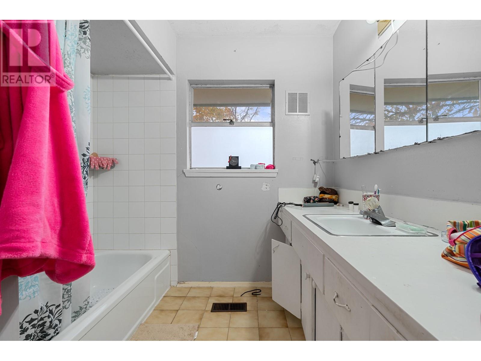 8420 Browngate Road, Richmond, British Columbia  V6X 1G8 - Photo 21 - R2830169