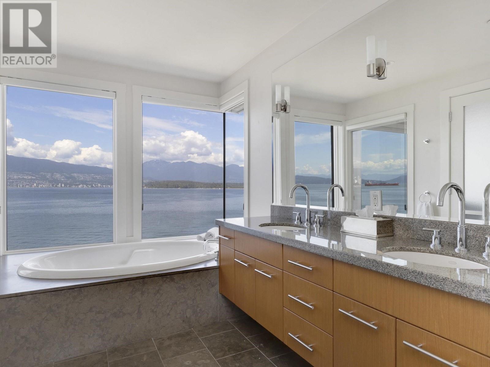 3141 Point Grey Road, Vancouver, British Columbia  V6K 1B3 - Photo 24 - R2821056