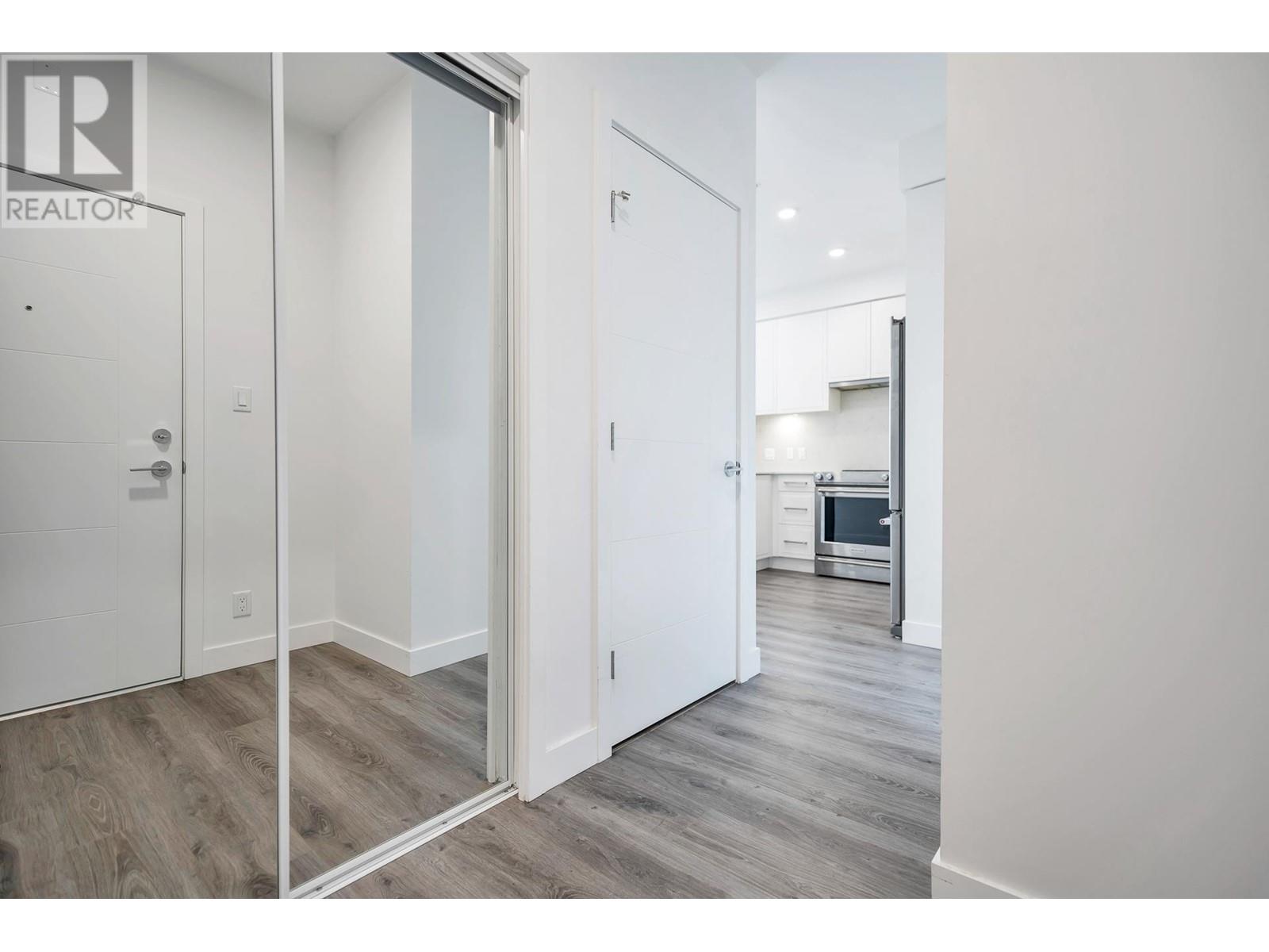 503 700 Clarke Road, Coquitlam, British Columbia  V3J 0K5 - Photo 4 - R2815711