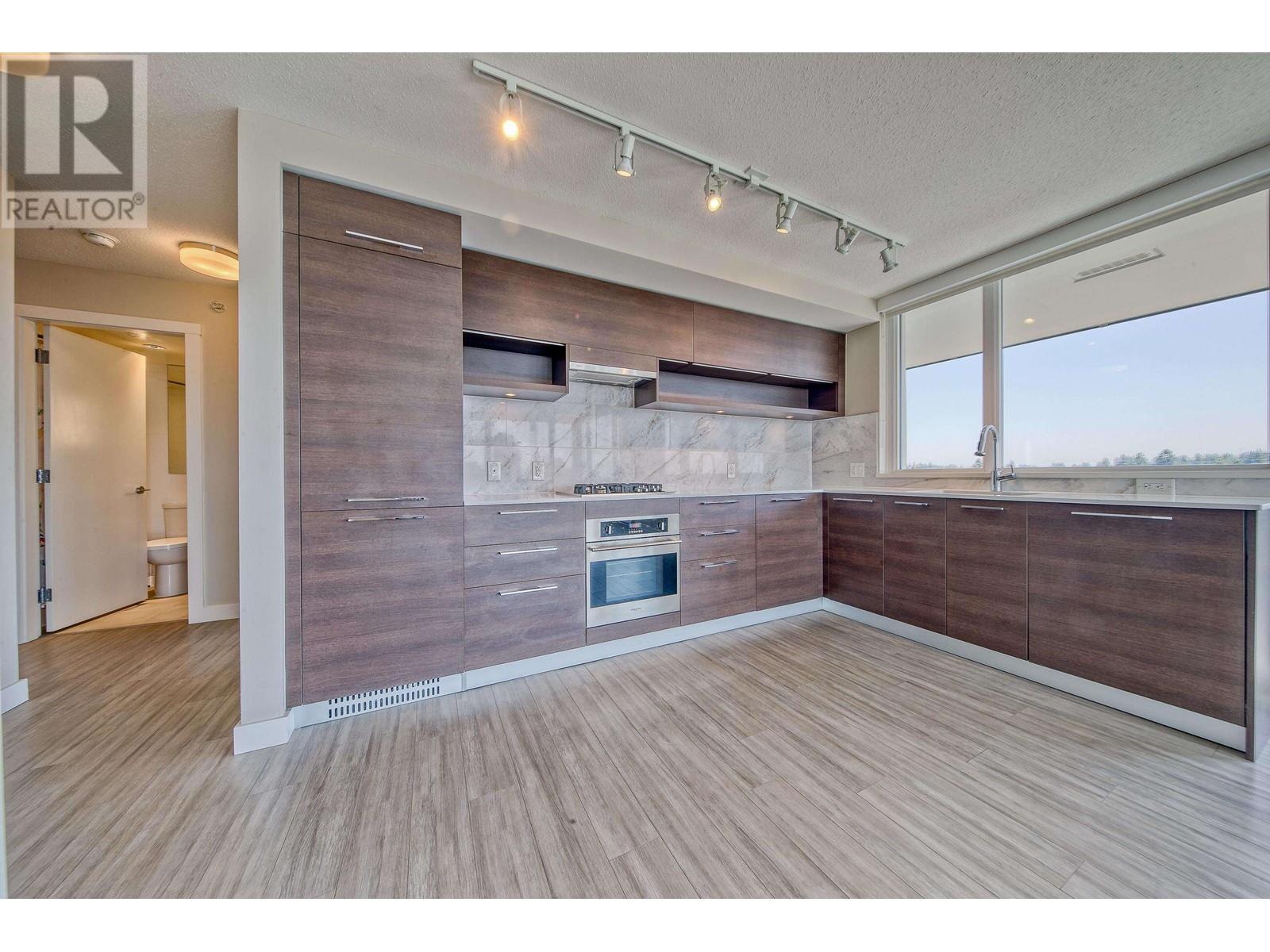 2108 570 Emerson Street, Coquitlam, British Columbia  V3J 0G3 - Photo 10 - R2821691