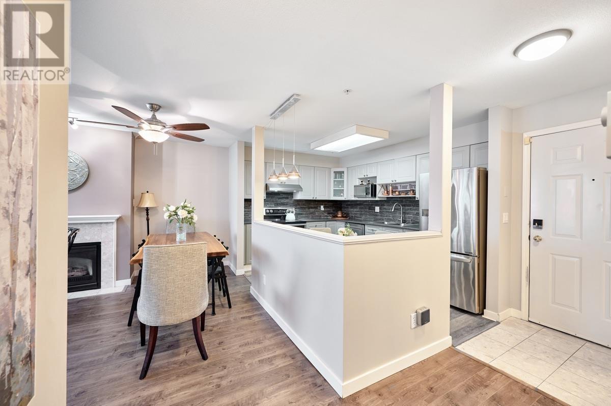 307 855 W 16th Street, North Vancouver, British Columbia  V7P 1R2 - Photo 7 - R2819956