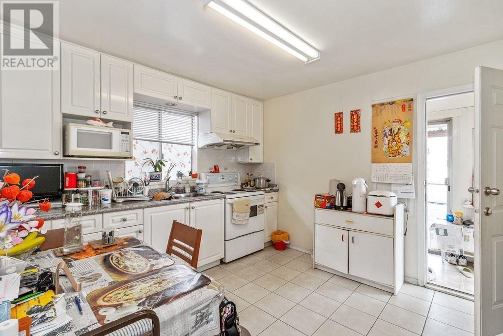3335 E 29th Avenue, Vancouver, British Columbia  V5R 1W7 - Photo 8 - R2830332