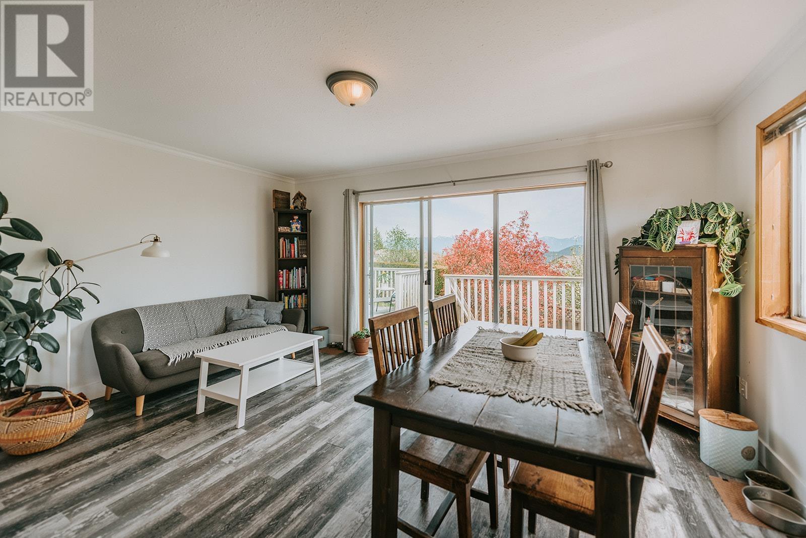 502 Eaglecrest Drive, Gibsons, British Columbia  V0N 1V8 - Photo 11 - R2830341