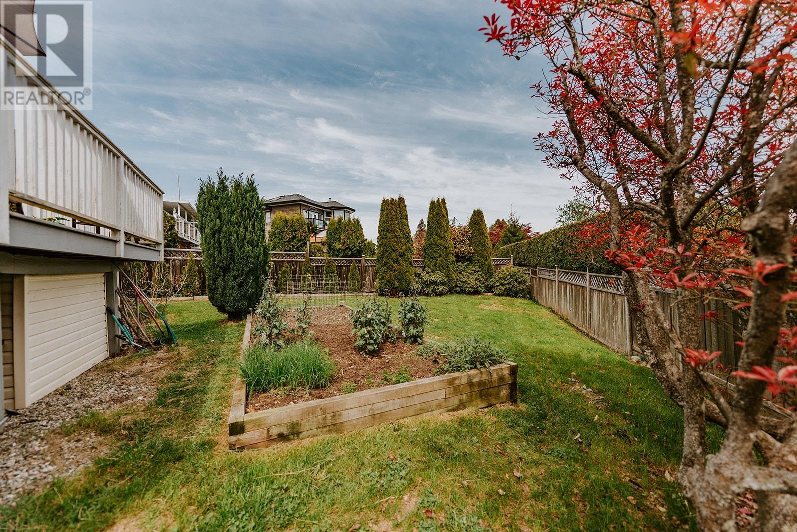 502 Eaglecrest Drive, Gibsons, British Columbia  V0N 1V8 - Photo 21 - R2830341