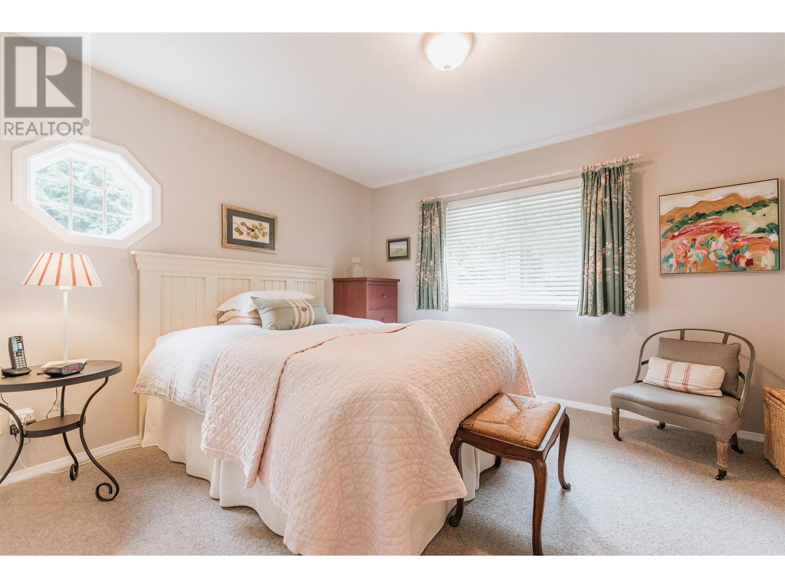 2639 Lower Road, Roberts Creek, British Columbia  V0N 2W4 - Photo 13 - R2830348