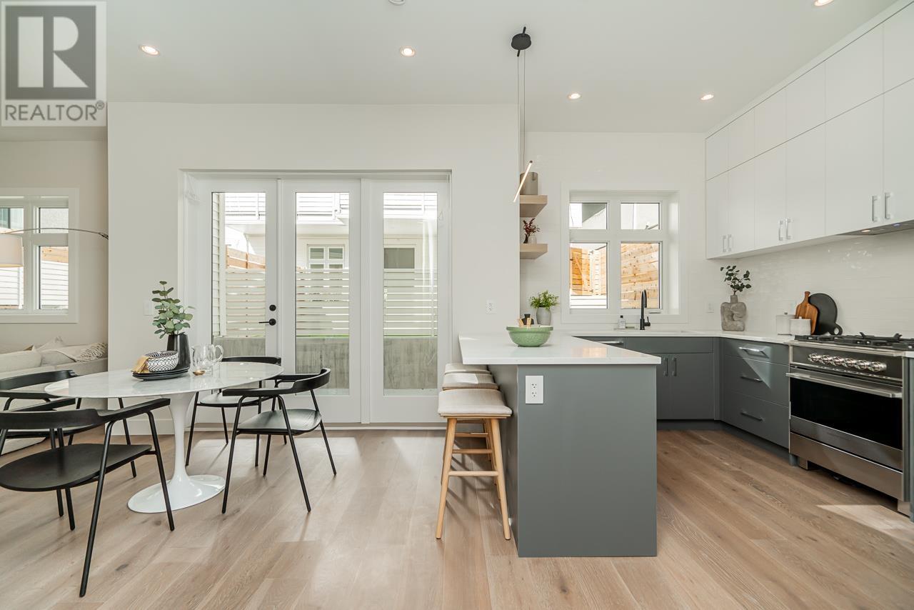 2690 E 8th Avenue, Vancouver, British Columbia  V5M 1W5 - Photo 12 - R2824323