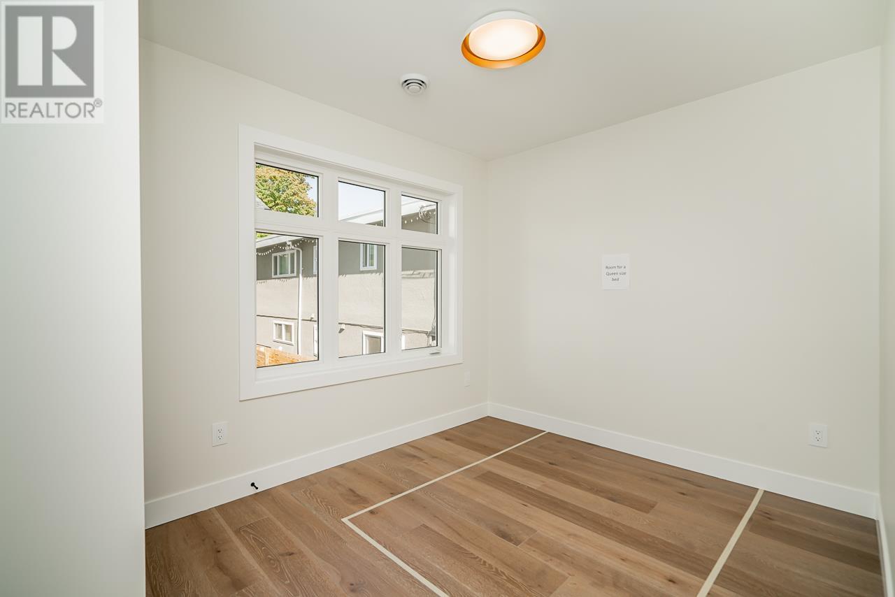2690 E 8th Avenue, Vancouver, British Columbia  V5M 1W5 - Photo 31 - R2824323
