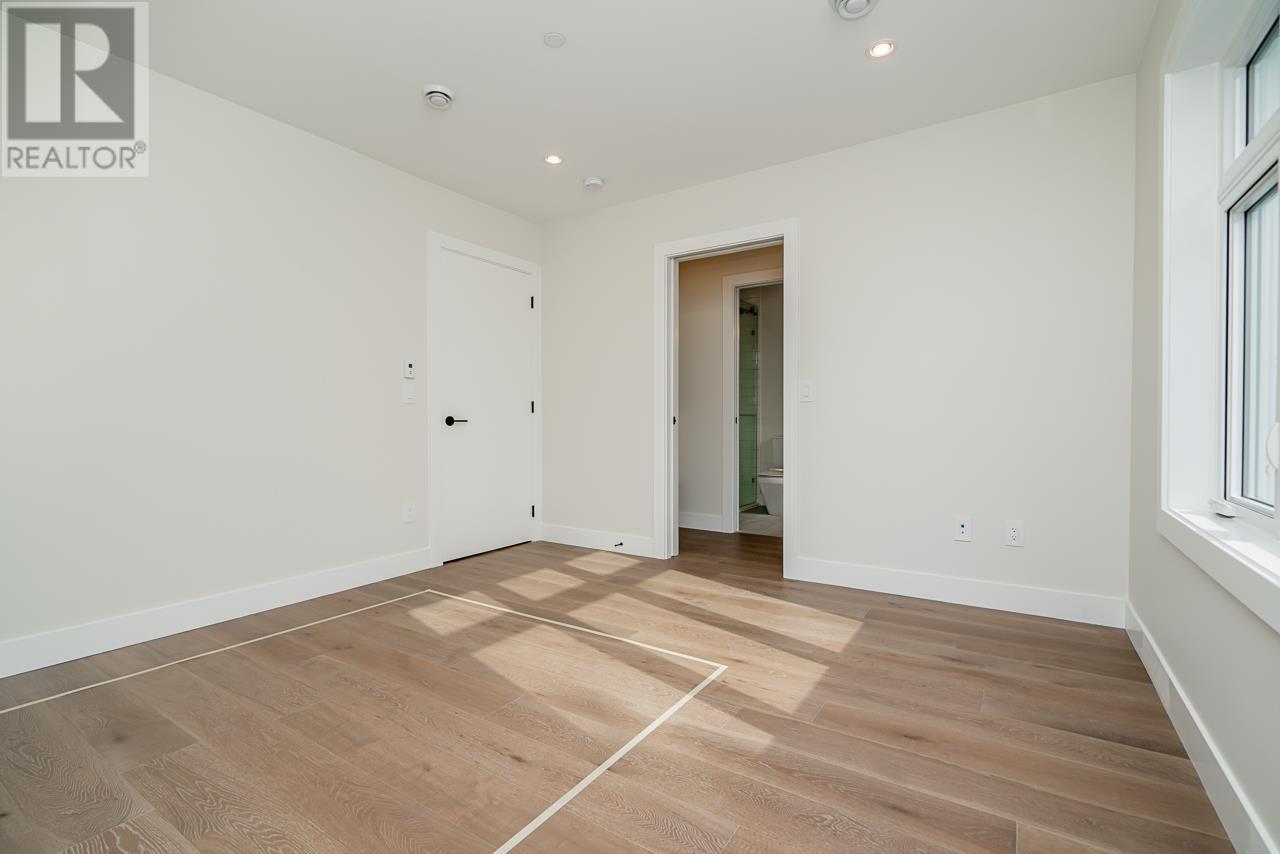 2690 E 8th Avenue, Vancouver, British Columbia  V5M 1W5 - Photo 21 - R2824323