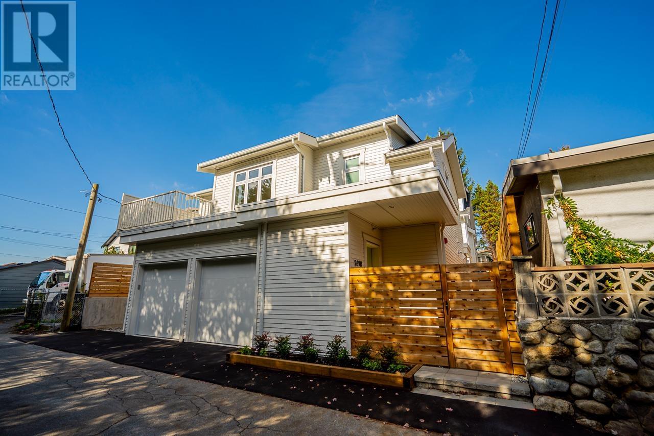 2690 E 8TH AVENUE, vancouver, British Columbia