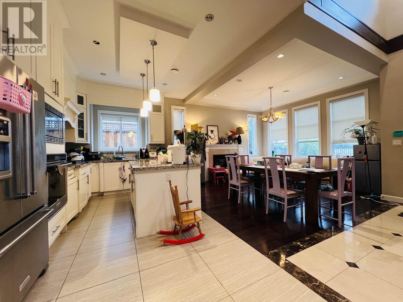 5650 Elsom Avenue, Burnaby, British Columbia  V5H 2Z9 - Photo 9 - R2814555