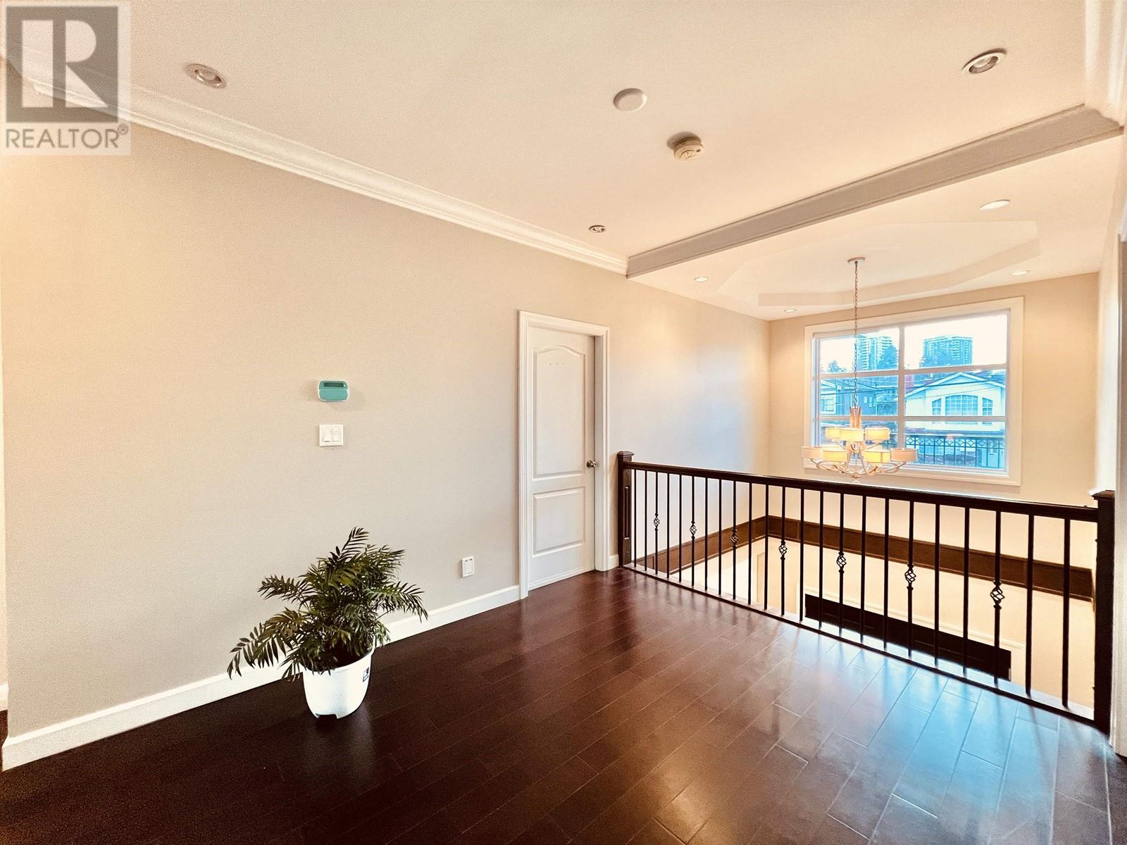 5650 Elsom Avenue, Burnaby, British Columbia  V5H 2Z9 - Photo 15 - R2814555