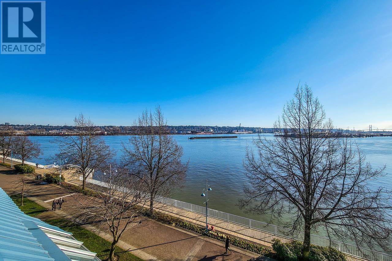 306 31 Reliance Court, New Westminster, British Columbia  V3M 6C6 - Photo 2 - R2825605