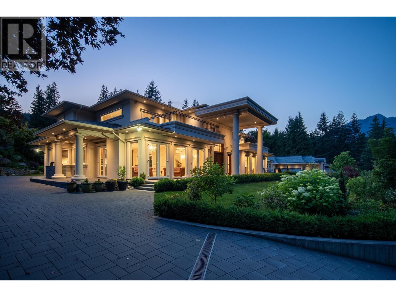 405 SOUTHBOROUGH DRIVE, west vancouver, British Columbia