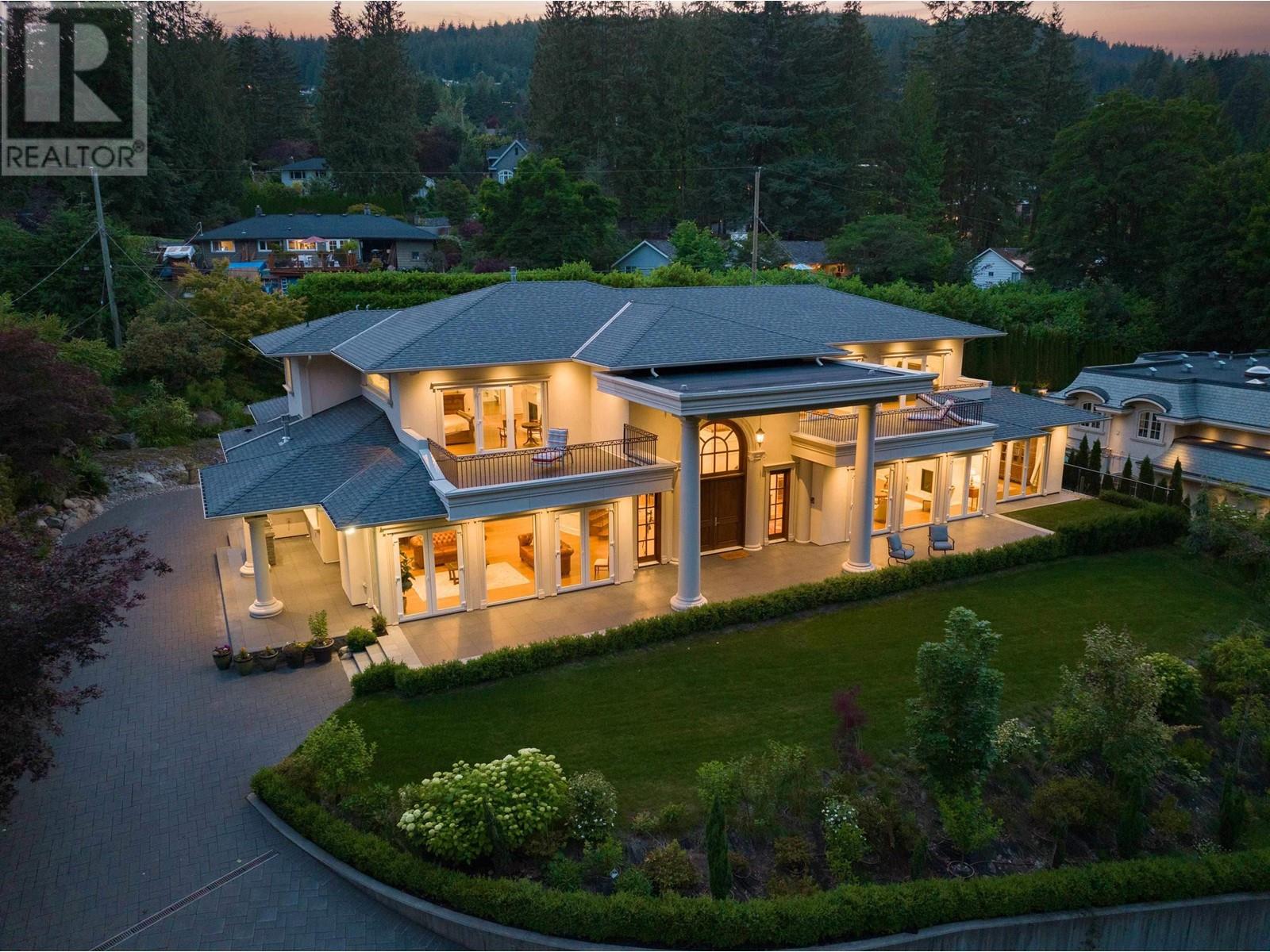 405 Southborough Drive, West Vancouver, British Columbia  V7S 1M3 - Photo 3 - R2824651