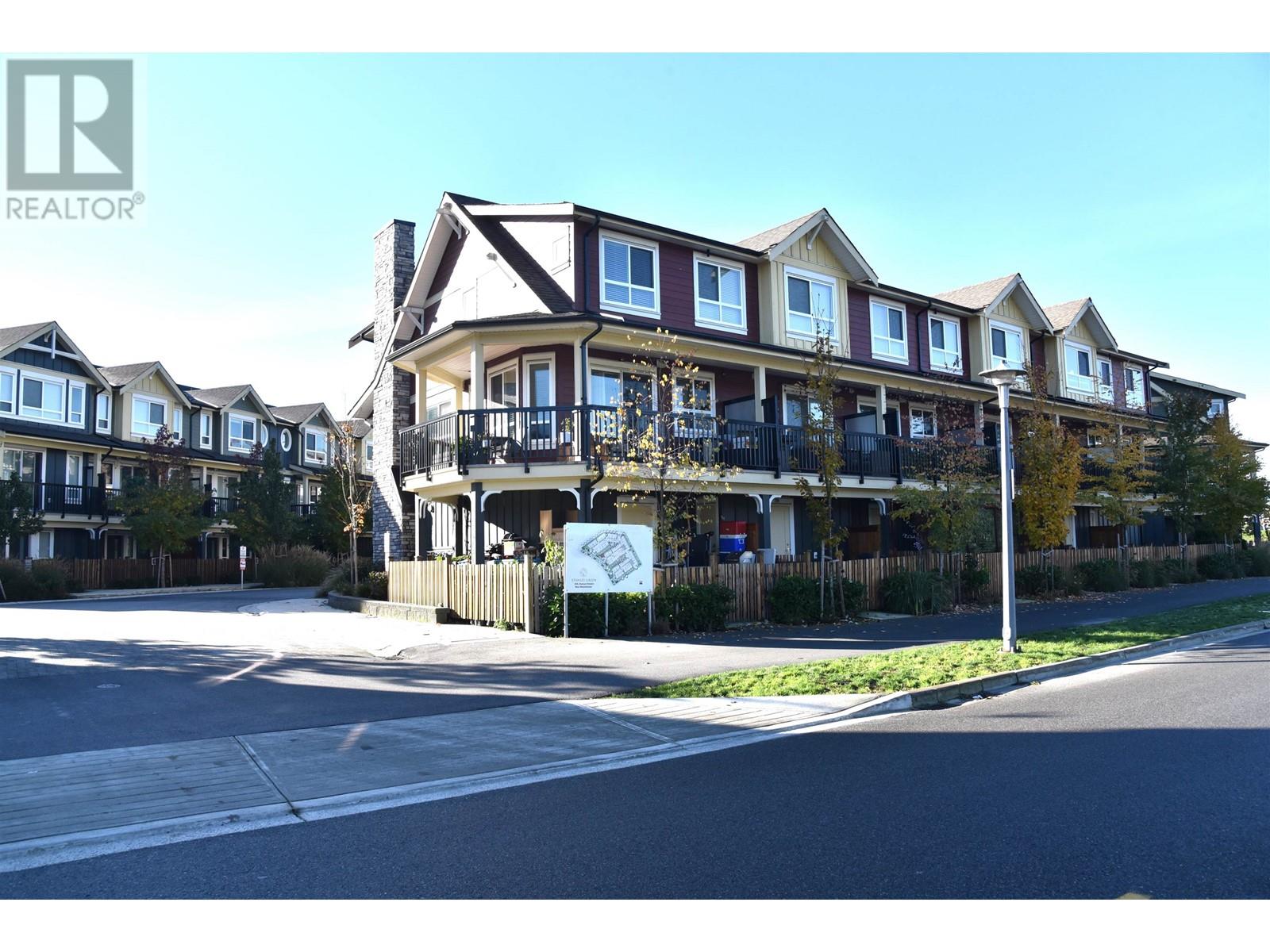 30 430 Duncan Street, New Westminster, British Columbia  V3M 0M2 - Photo 3 - R2829757