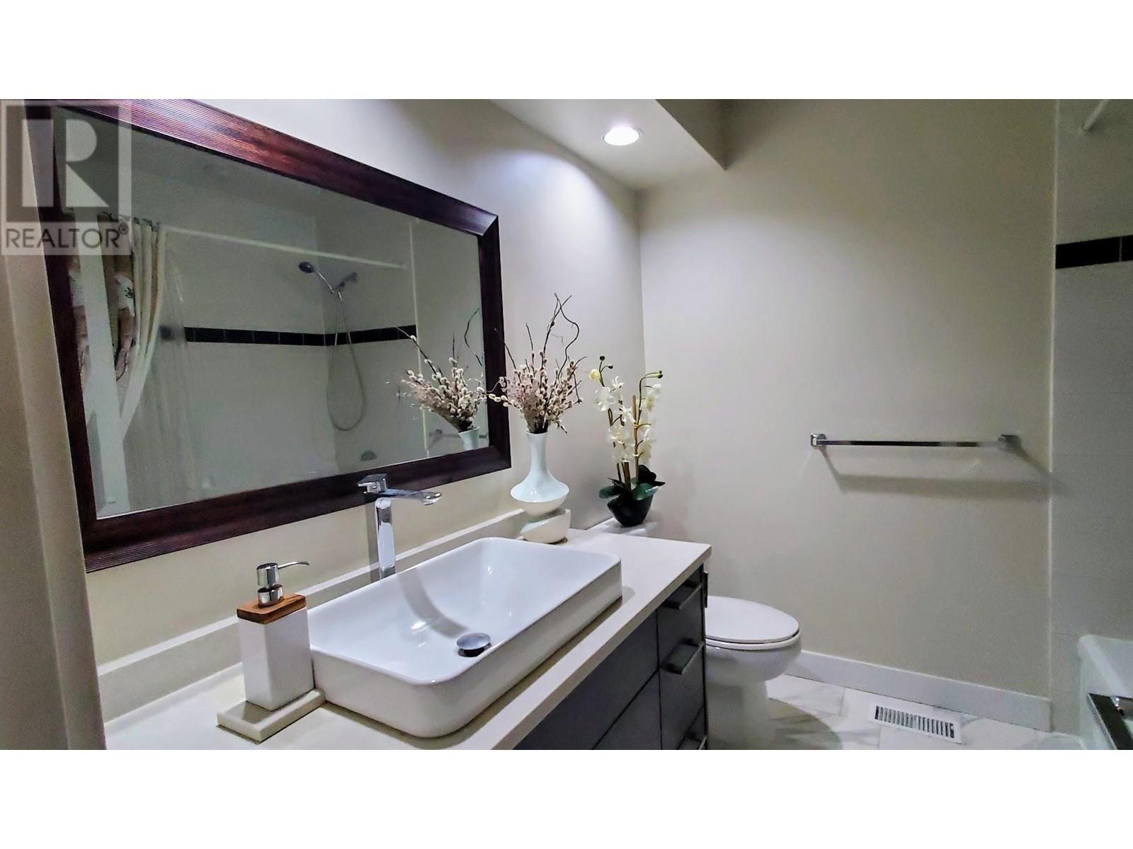 394 Ventura Crescent, North Vancouver, British Columbia  V7N 3G6 - Photo 9 - R2829554