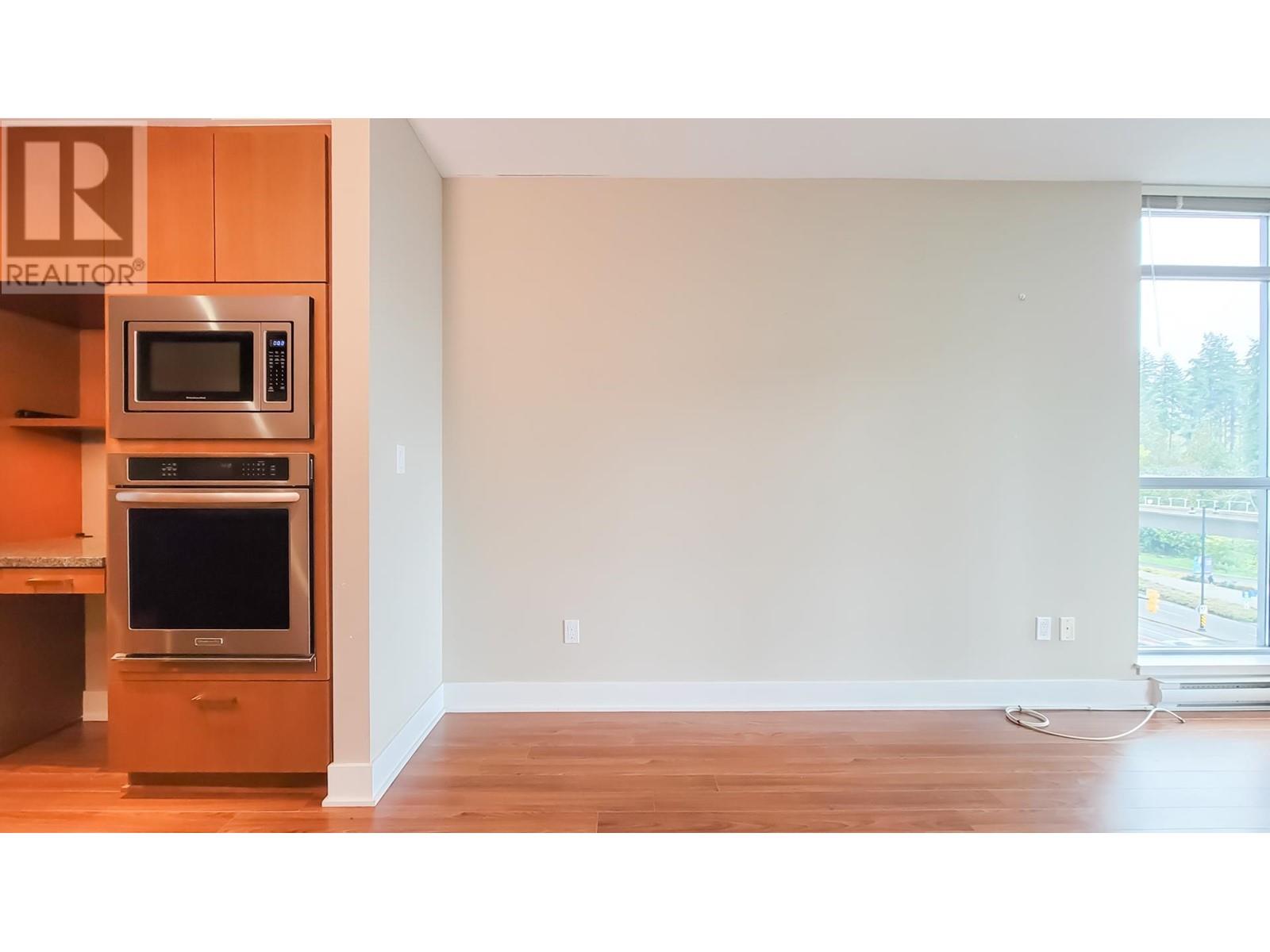 605 3008 Glen Drive, Coquitlam, British Columbia  V3B 0J5 - Photo 10 - R2824996
