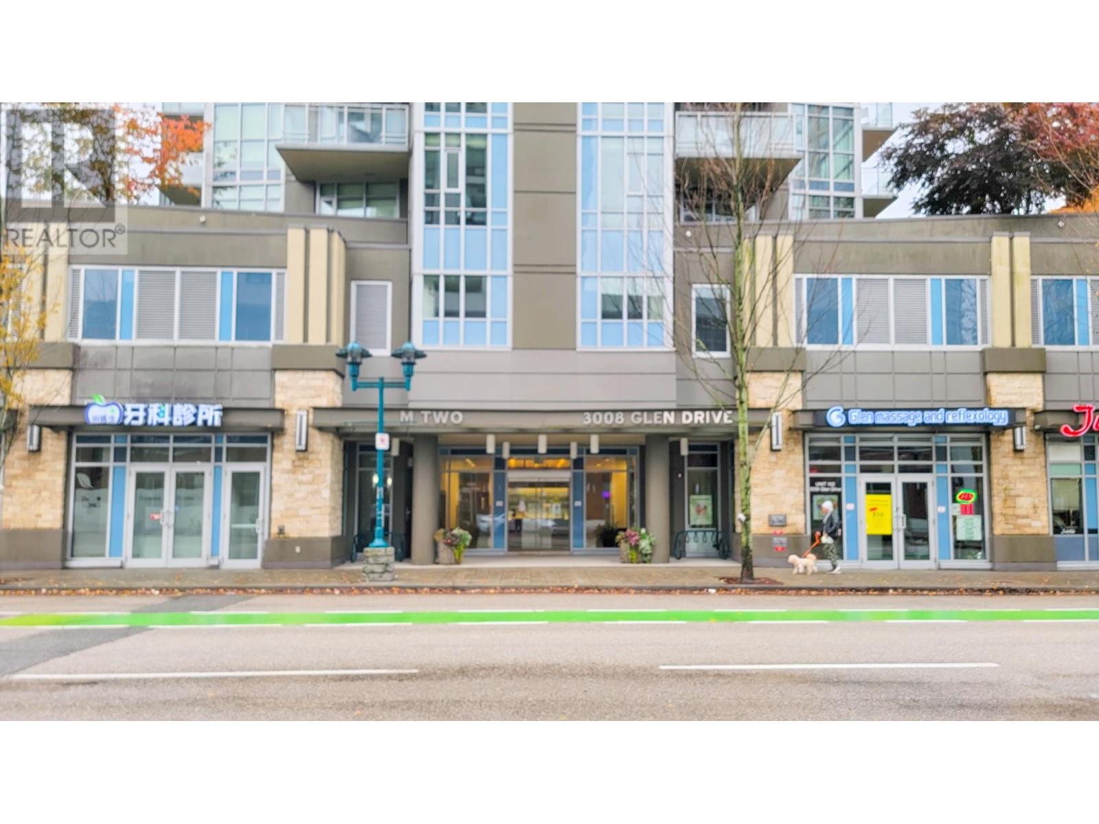 605 3008 Glen Drive, Coquitlam, British Columbia  V3B 0J5 - Photo 3 - R2824996