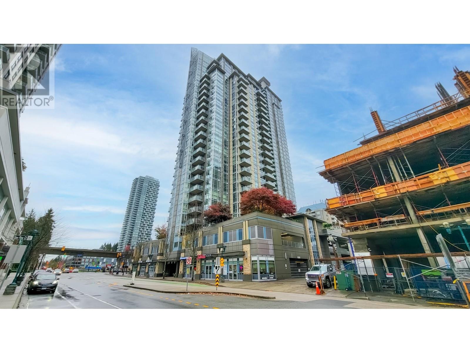 605 3008 Glen Drive, Coquitlam, British Columbia  V3B 0J5 - Photo 2 - R2824996