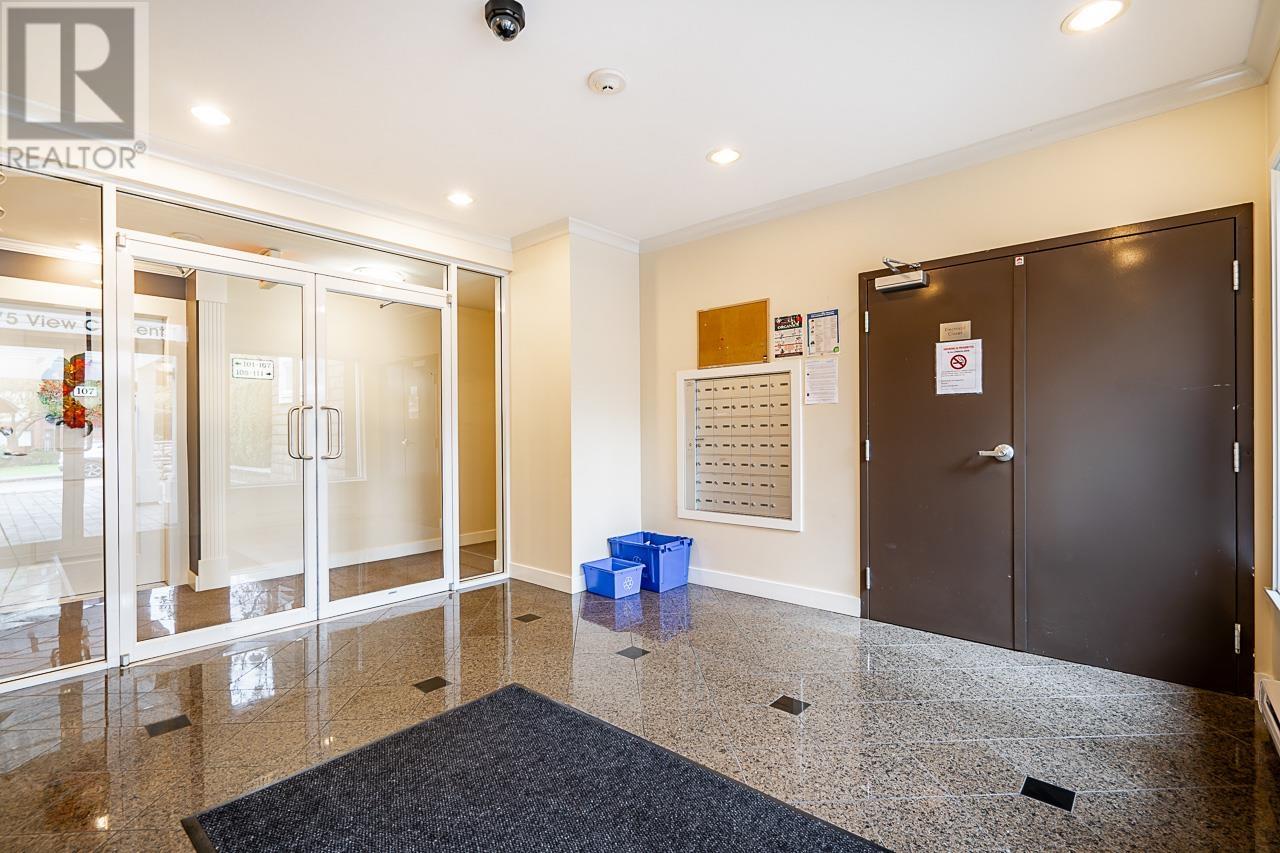 307 1375 View Crescent, Delta, British Columbia  V4L 2K2 - Photo 3 - R2830358