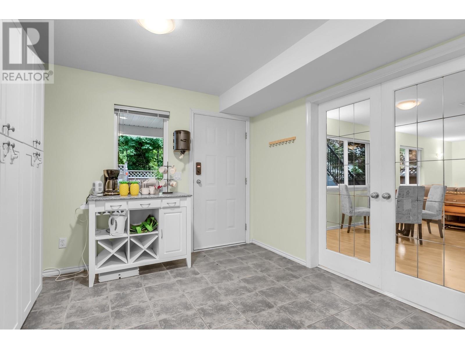 10992 241 Street, Maple Ridge, British Columbia  V2W 1H7 - Photo 25 - R2825289